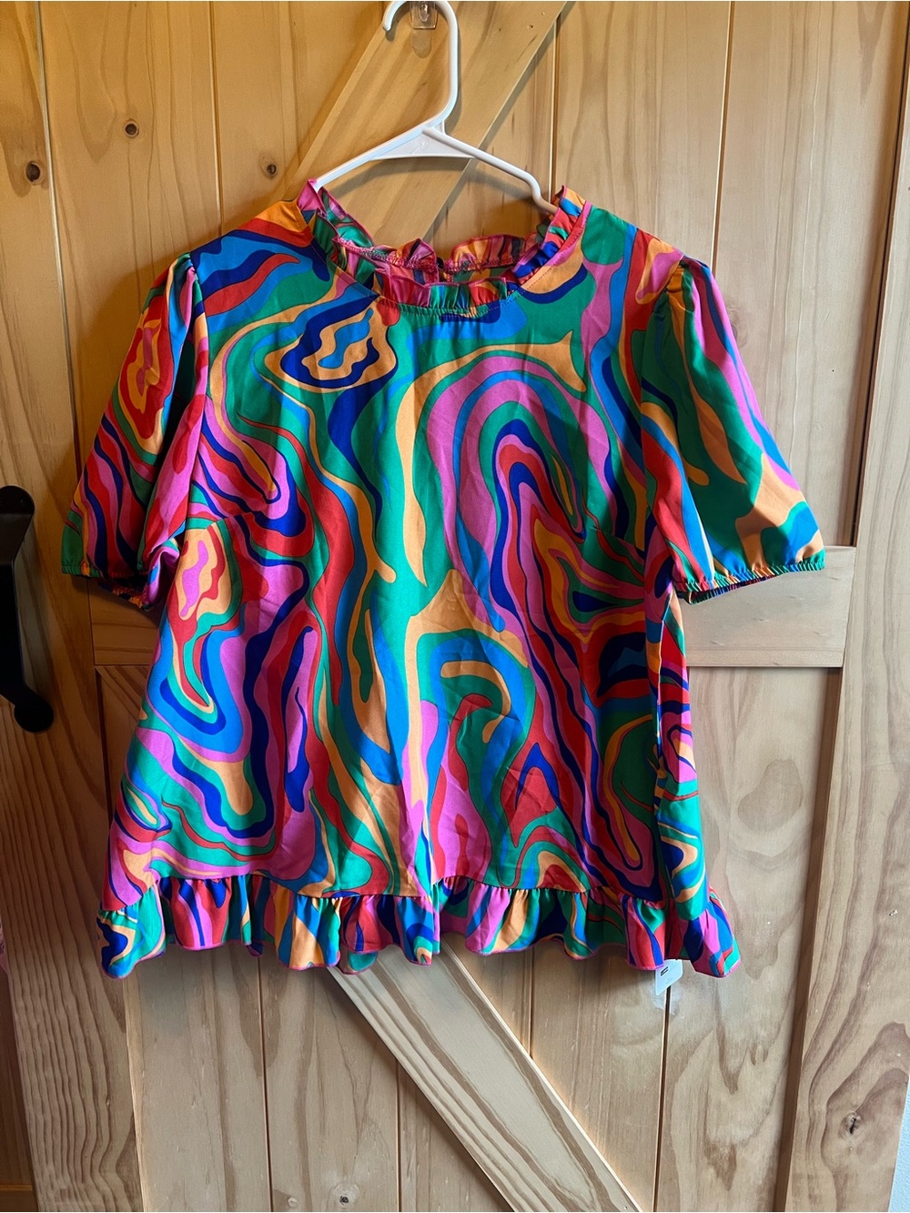 NWT Emery Rose Multicolor Swirl Ruffle-Hem Blouse Size 1XL Hippie-Chic Boho Bold